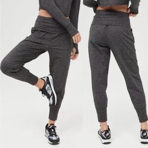 Offline by Aerie gray fold over hugger jogger waistband womens small